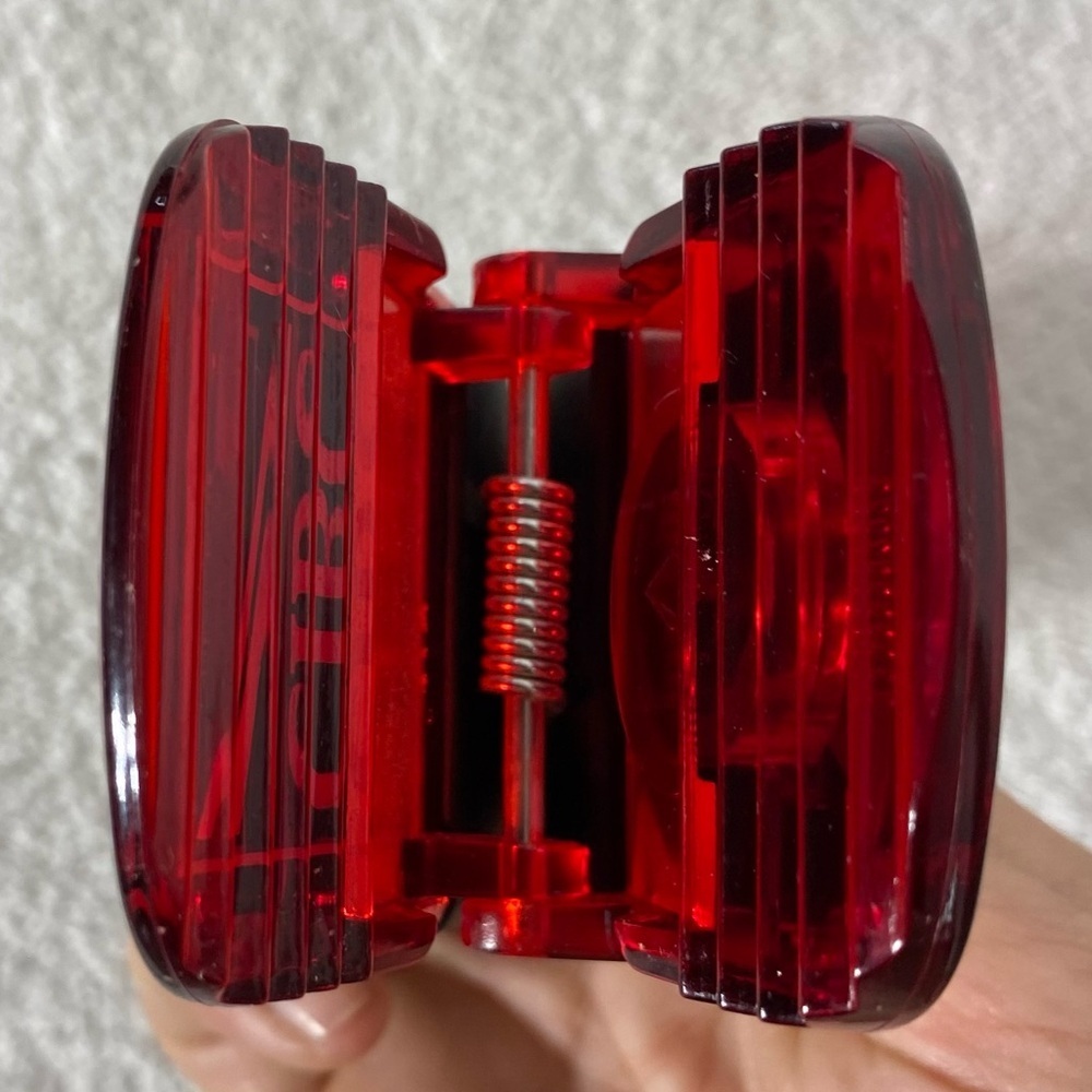 5/$35 CIBC Burgundy Plastic Magnetic Clips x2 - Picture 8 of 10